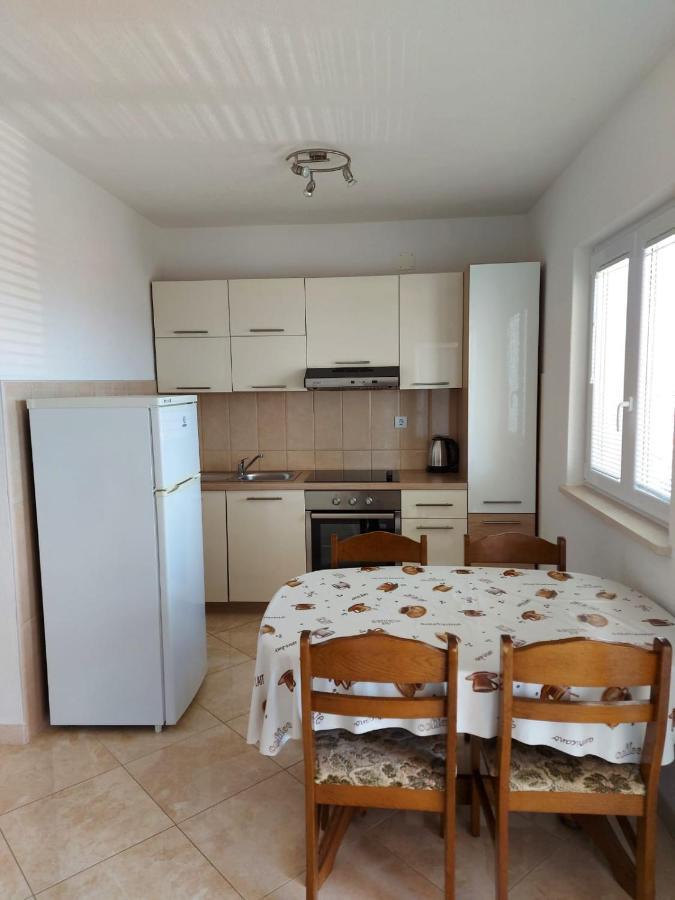 Apartments Gojevic Bol Eksteriør billede